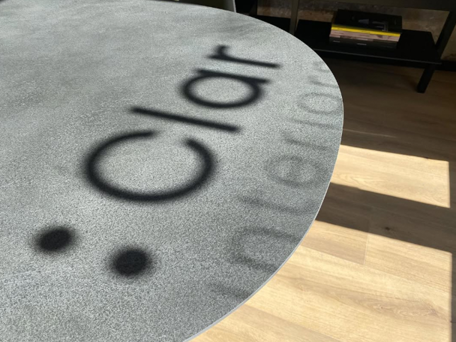 Rotulación :Clar Interiors